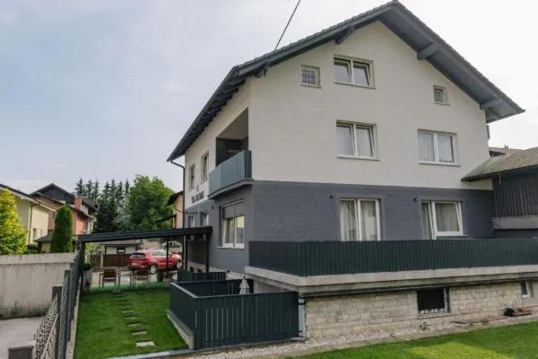 Endi Rooms Ljubljana Bagian luar foto